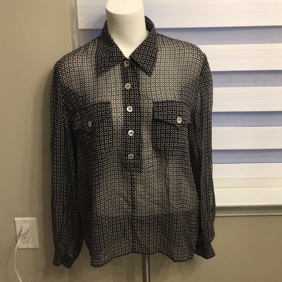 Valentino MADE IN ITALY SHEER SILK EUC button up top size 44/10